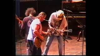 Neil Young &amp; Crazy Horse - Sedan Delivery