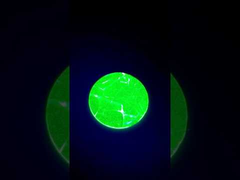 How radioactive is uranium glass?