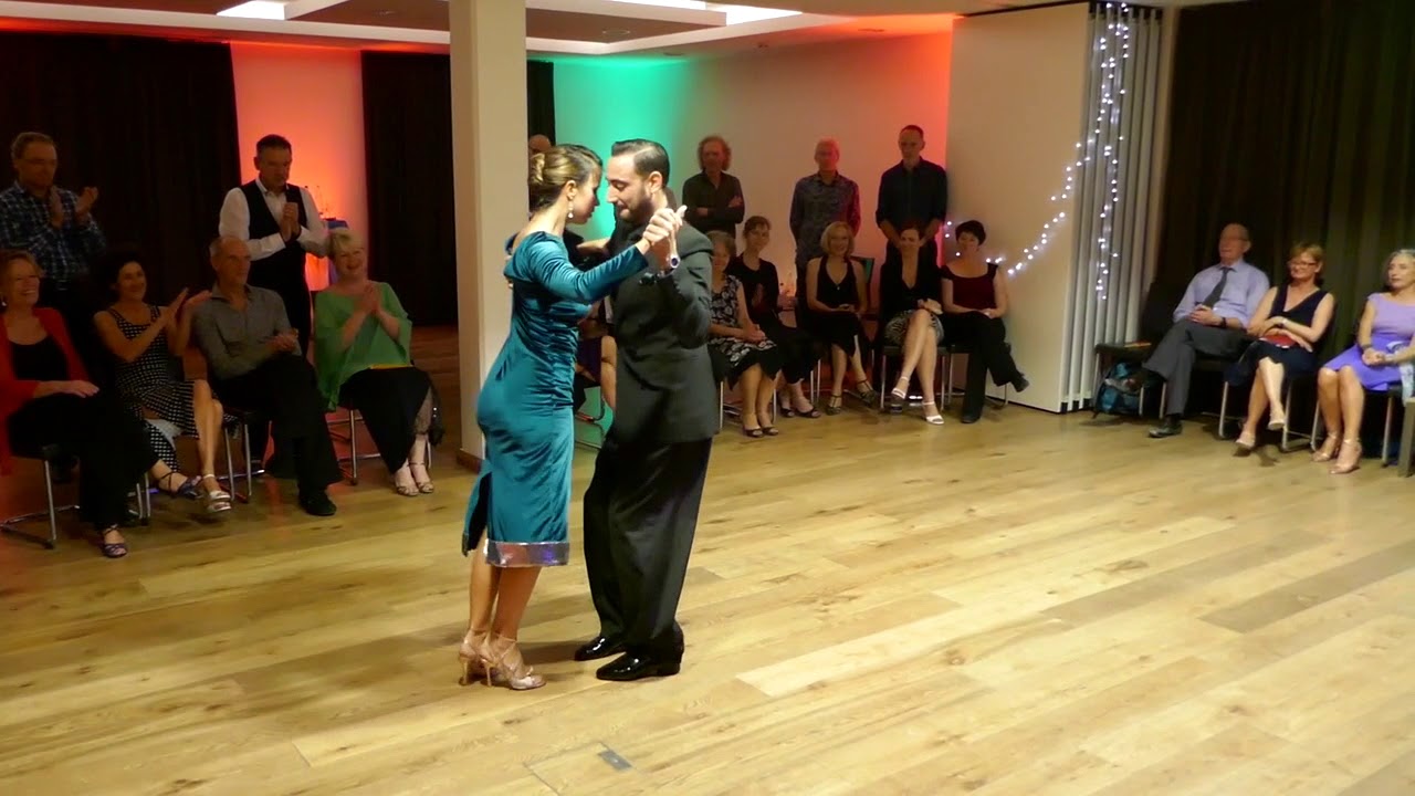 Video thumbnail for Bailando Reisen presents: Fausto Carpino & Stephanie Fesneau