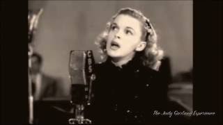 Video thumbnail of "JUDY GARLAND at 21 singing OVER THE RAINBOW remastered audio"