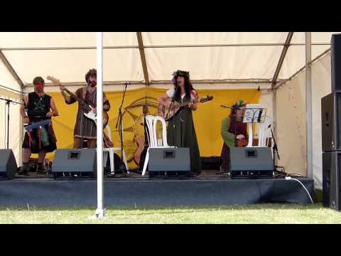 Bombus Lucorum  at Lammas Festival at the Western Lawns, Eastbourne, E.Sussex, England 26.07.14