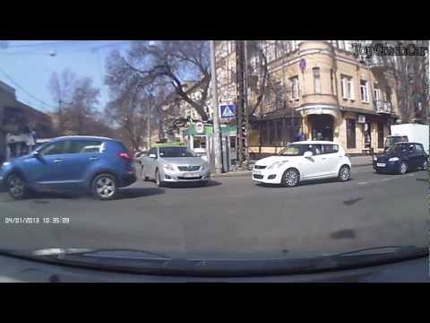 Kompilacja wypadków na drodze (marzec 2013)