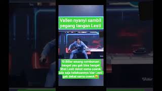 Download lagu Valen sings while holding Lesti's hand, Billar is jealous #shortvideo#lestikejora#indosiar#viral#fyp mp3