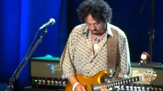 Steve Lukather of Toto - Hold The Line at Greek LA 2014