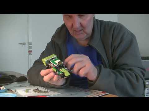 MongoTV_8342 - PLAYING WITH LEGO - Part 64 - LEGO Creator 31123 Car