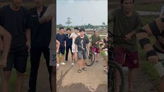 Download lagu If you guys play with bikes like this, do you like to challenge bike races #shorts #funny #hilarious mp3 Download lagu If you guys play with bikes like this, do you like to challenge bike races #shorts #funny #hilarious mp3