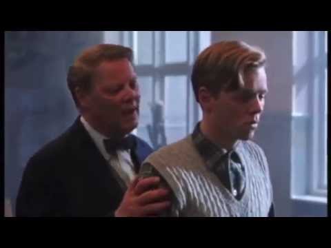 Det forsømte forår (1993) - Blomme manipulere