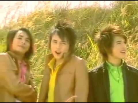 Cố Quên Sao Vẫn Yêu Nhóm N9 (Official)