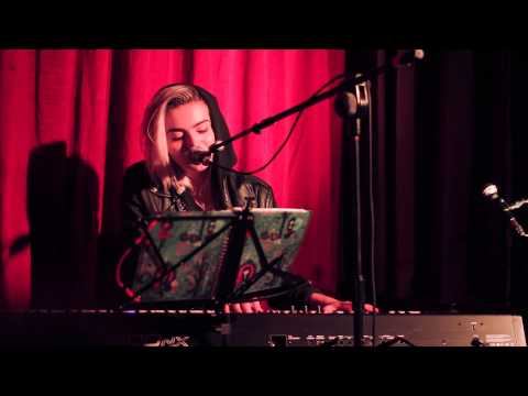 Tara Lee - Paradise (Live at the Ruby Sessions)