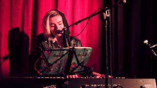 Tara Lee - Paradise (Live at the Ruby Sessions)