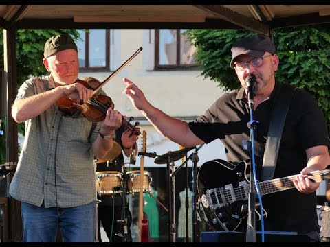 "Vanille & The Woodpeckers" in der Kulturbude in Naumburg /S. mit einem Renft Klassiker