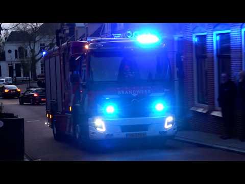 Uitruk Brandweer Damwâld & Dokkum | TS 02-4331 & 02-4232 naar verschillende meldingen in Dokkum