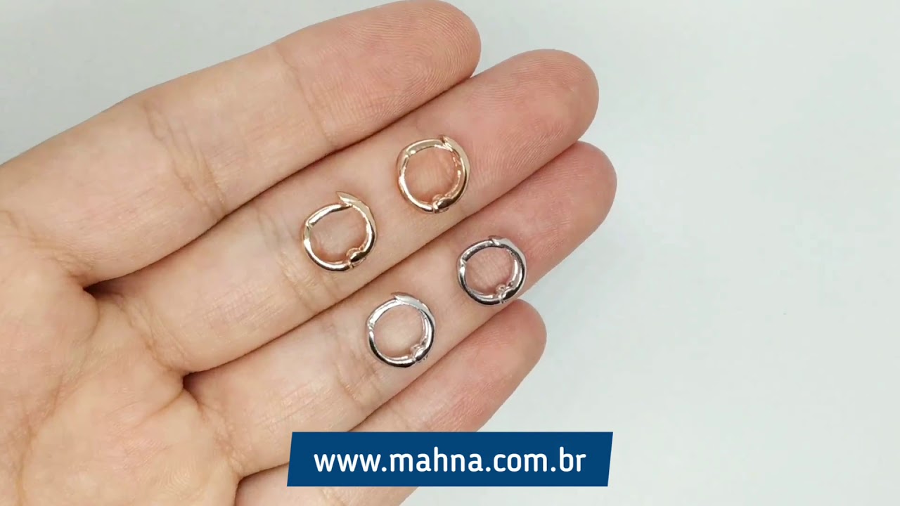 Watch Now BRINCO ROMMANEL ARGOLA PEQUENA DOURADA OU PRATEADA | MAHNÁ ACESSÓRIOS BRINCO ROMMANEL ARGOLA PEQUENA DOURADA OU PRATEADA | MAHNÁ ACESSÓRIOS