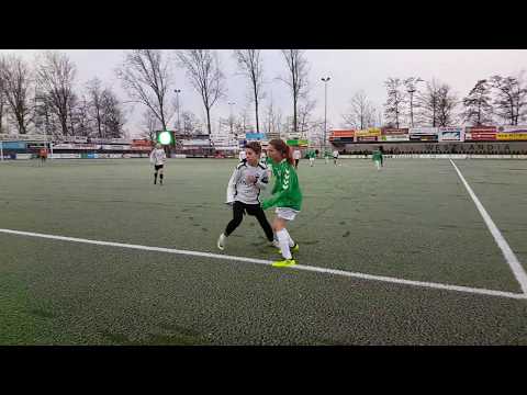 2e ronde: Westlandia JO13-6 vs KMD JO13-4  1e helft