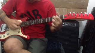 Video thumbnail for Yamaha SGV 300 c tremolo de jaguar by Rogério Gagliano de Oliveira