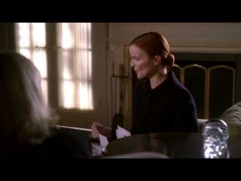 Desperate Housewives 2x01 Bree vs Phillis (Rex Funeral)