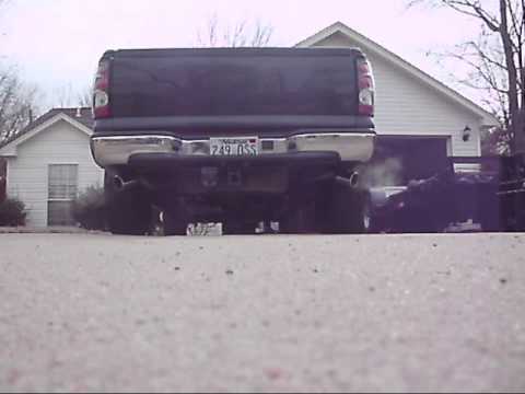 Flowtech Terminator Mufflers, X-pipe & 2.5" dual exhaust on a GMC 5.3