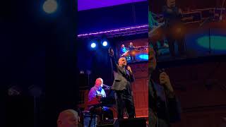 Download lagu Hue and Cry #concertclips Looking For Linda #hueandcry #shorts  #cardiff #concerts mp3