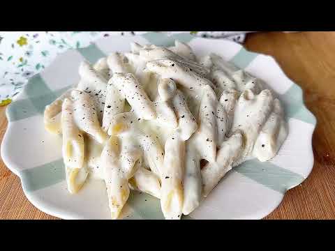 PASTA AI 4 FORMAGGI: un primo piatto CREMOSO e irresistibile, pronto in pochi minuti.