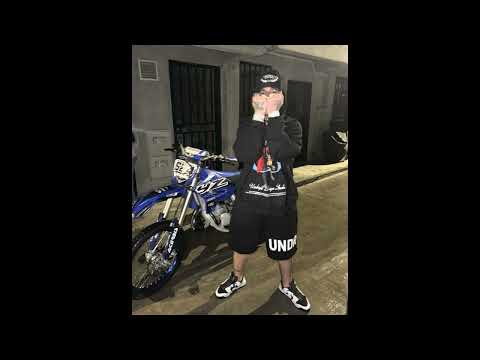 Kris R - LA H NO ES MUDA (feat. Tale$, GeezyDee)