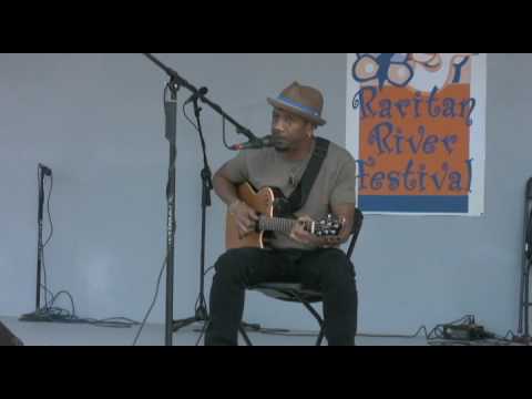 Melvin C McKnight - LIVE at Raritan River Fest 2009