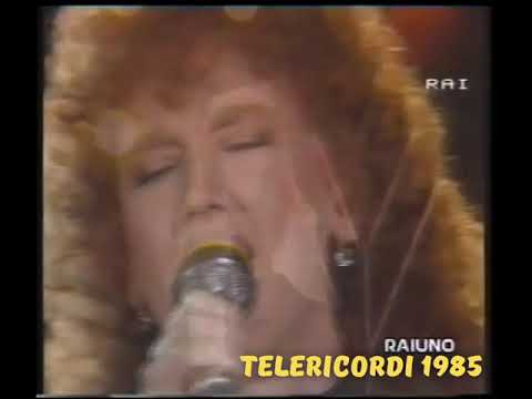 FIORELLA MANNOIA  MOMENTO DELICATO  [RIVA DEL GARDA 1985]