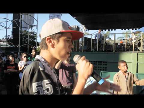 Batalha de MCs no Corredor Cultural de JF 2012 - Mc Oldi vs Mc Maloca