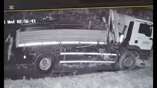 Wideo1: Obla farb elewacj i kostk brukow. Policja poszukuje sprawcy