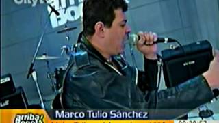 preview picture of video 'Marco T. Tributo a Elvis- Arriba Bogota 2004'