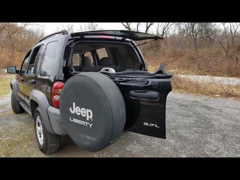 2005 Jeep Liberty black