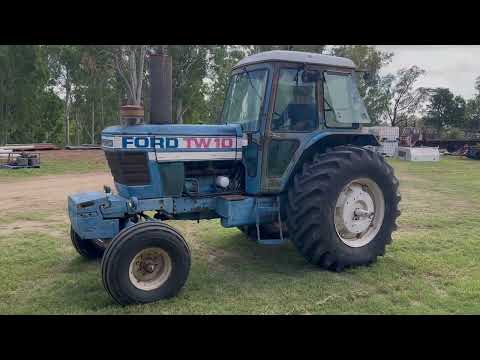 FORD TW10 4X2 TRACTOR