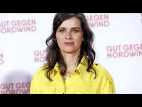 Die Schauspielerin Nora Tschirner Unfall Show Dalli Dalli Review