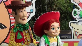 Christmas At Disney World 2018! | Flurry of Fun Holiday Offerings at Disney's Hollywood Studios!