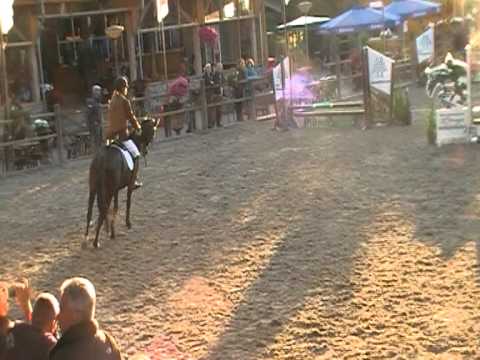 Stefanie en First Barage 60 cm Outdoor geldrop 2012