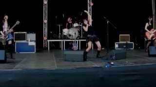 Mika Bomb - 'Super Sexy Razor Happy Girls' Live at The Village Green, Southend - 13.07.13