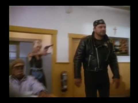 Wendy O Williams gets scary on MacGyver