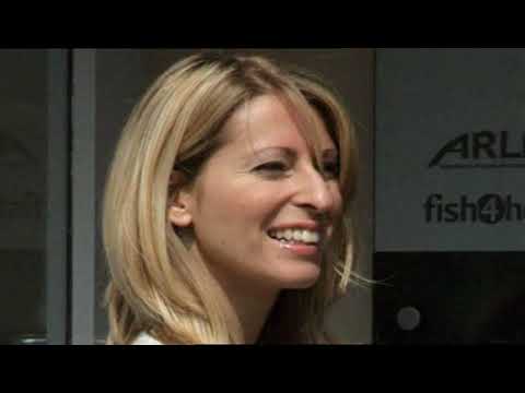 HIGNFY S30E01  Jack Dee, Tony Livesey & Claudia Winkelman