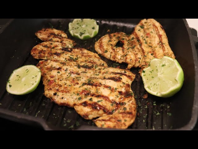 Vídeo relacionado con Blackstone 4229 Sal pimienta y ajo (SPG) condimento para cocinar pollo, carne de res, patatas fritas, filetes, aves de corral, verduras o espolvorear en todos los alimentos, mezcla sabrosa multiusos