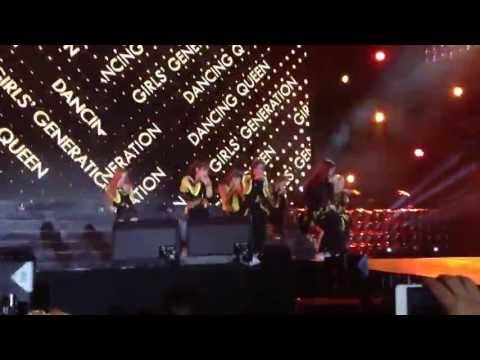 130330 SNSD - Dancing Queen+talk @super joint concert
