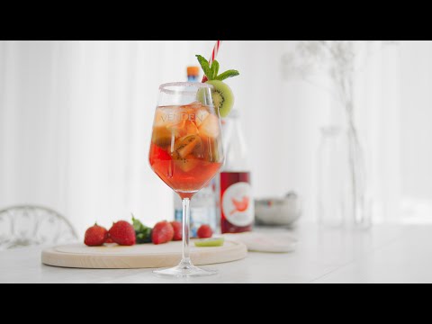 Video recepte: Zemeņu limonāde ar kivi