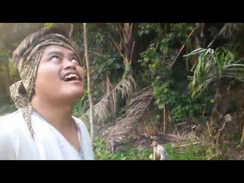 ucuy-dunia-terbalik-mudik-main-ke-hutan