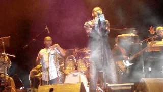Youssou N'Dour, "Pitche me", live from Zacatecas, Mx.