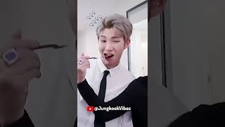 Download lagu Proof That BTS Shares One Brain Cell 😂💜. #bts #japan #btsfunny #kpop mp3 Download lagu Proof That BTS Shares One Brain Cell 😂💜. #bts #japan #btsfunny #kpop mp3