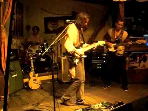 MAX ALOISI TRIO "PANDORA" - SuperBlues (original instrumental song) Live at Obsession.flv