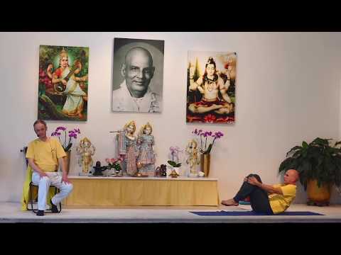 Yoga Mittelstufe Variationen mit Wolfgang - Live Yogastunde 16:15 Uhr 20.05.2020