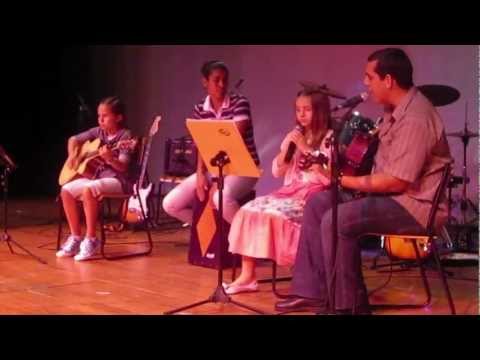 Kiara Möller :: Era uma vez (Sandy e Junior)