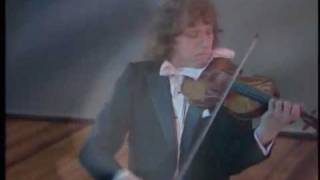 Download lagu Paganini Caprice no.1 [HQ] mp3