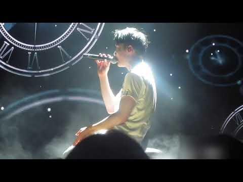 160424 B.A.P LOE Toronto Awake 2016 | Jongup ‘지금 (Now)’ Solo Performance