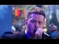 Michael Bublé - Close Your Eyes (Live at Christmas 2013)