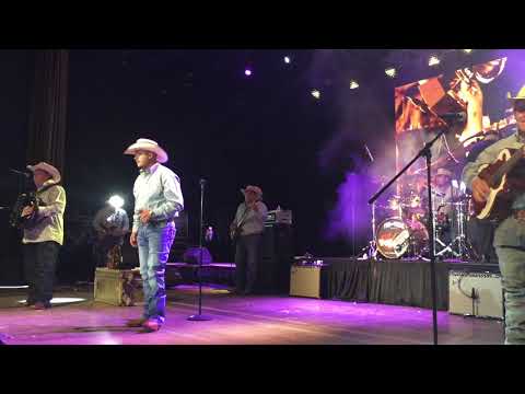 David Lee Garza Performing Mazz Tribute 2018 Tejano Music Convention